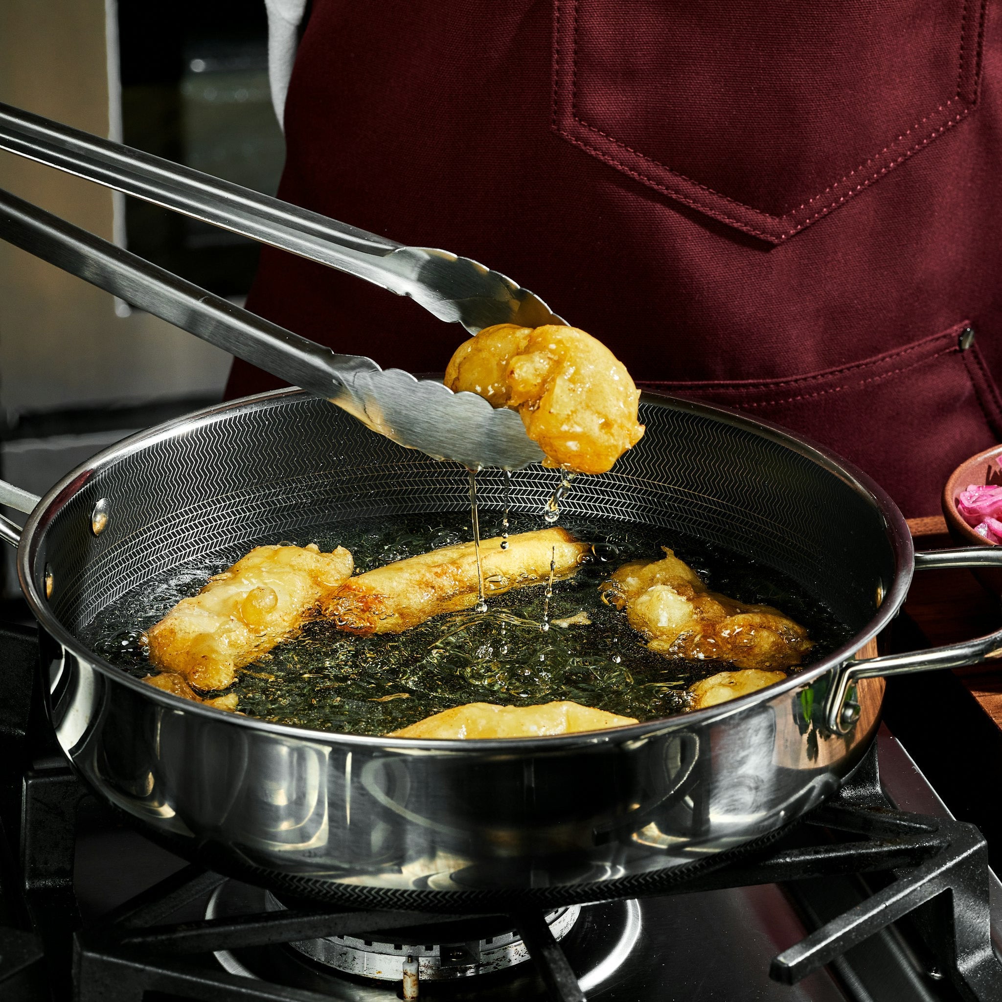 Hybrid Deep Sauté Pan with Lid 3.3-Qt