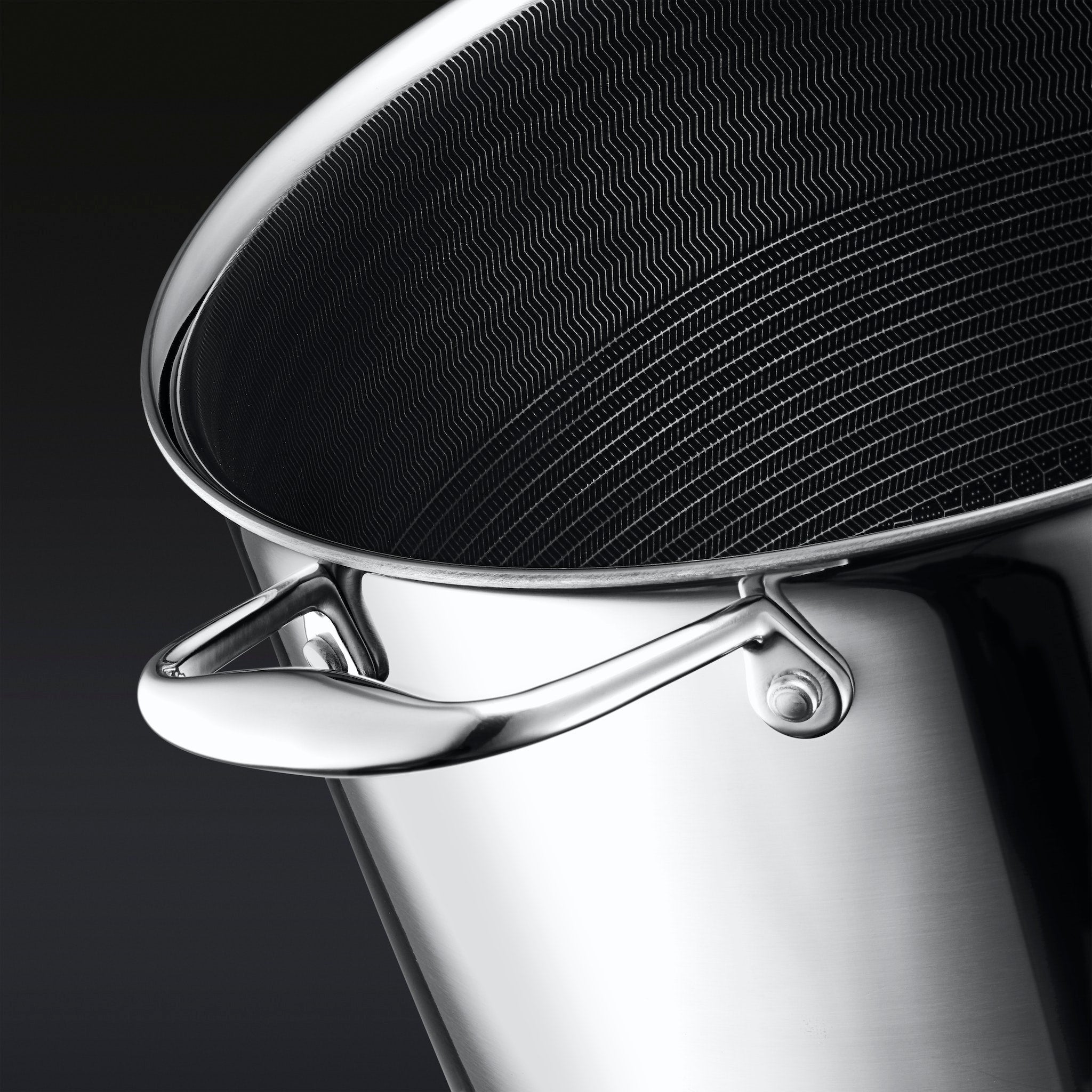 Hybrid Stock Pot with Lid 10-Qt